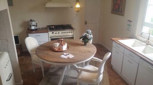 Hostal Moulin Bleu De V�z�re