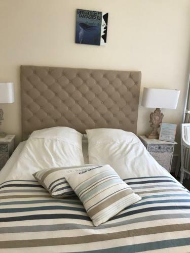 Hostal Moulin Bleu De V�z�re