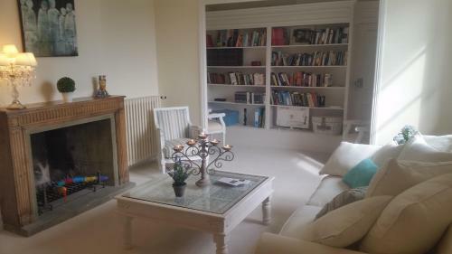 Hostal Moulin Bleu De V�z�re