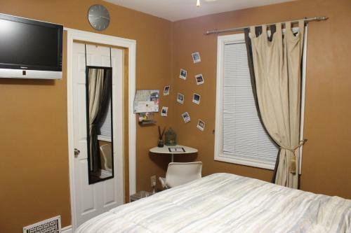 Hostal Rooms Within Toronto