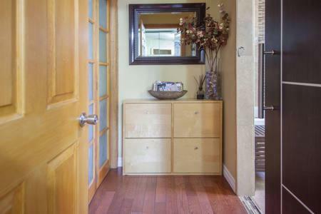 Hostal Rooms Within Toronto