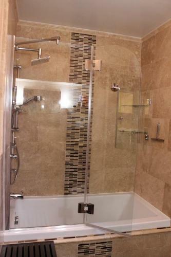 Hostal Rooms Within Toronto