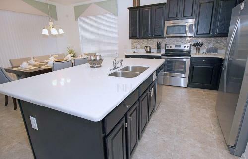 Vacation Home Miles Away From Disney 13yc19