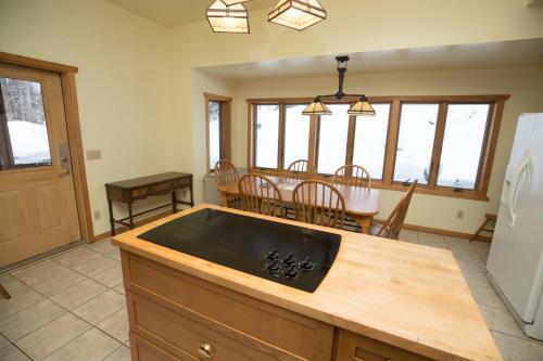 Gunflint Lodge