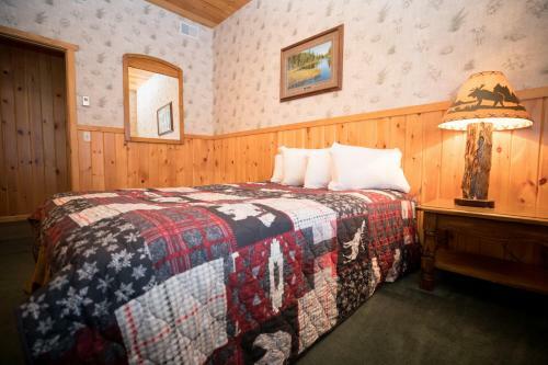 Gunflint Lodge