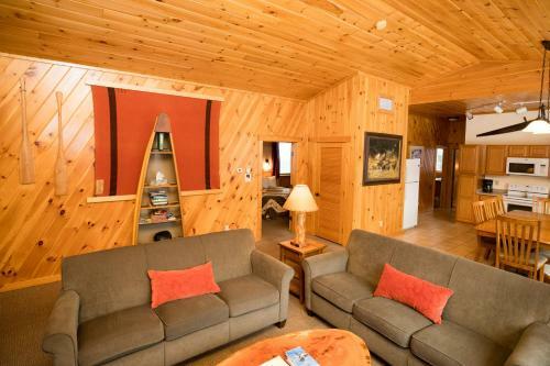Gunflint Lodge
