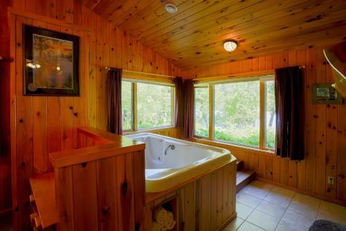 Gunflint Lodge