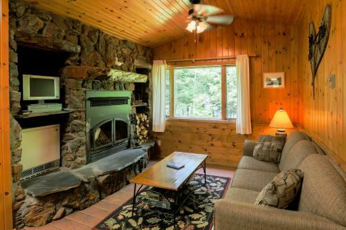 Gunflint Lodge