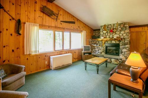 Gunflint Lodge