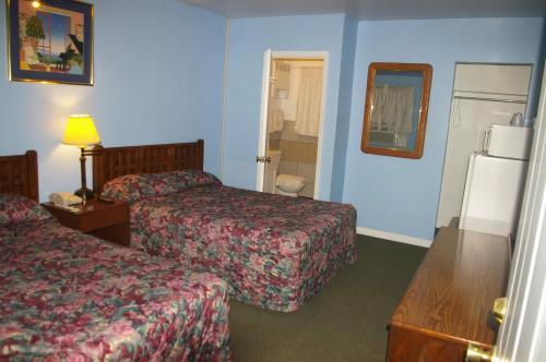 Kenwood Motel