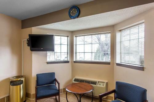 Suburban Extended Stay Hotel Hermitage