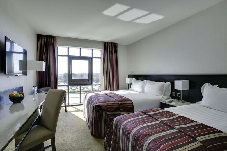 Carlton Hotel Dublin Airport