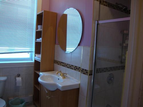 Hotel & Suites Place Des Arts