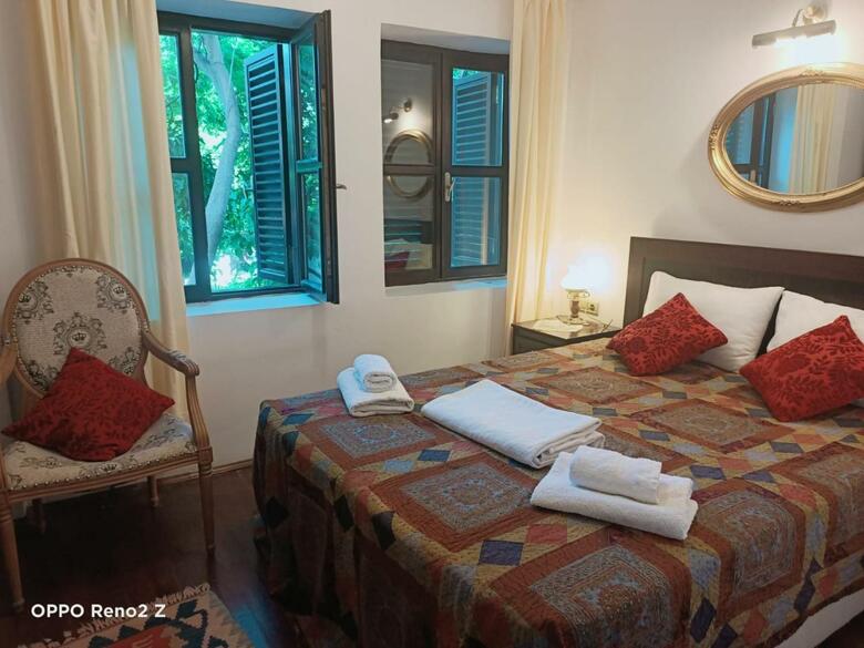 Albergue Hadrianus Hotel