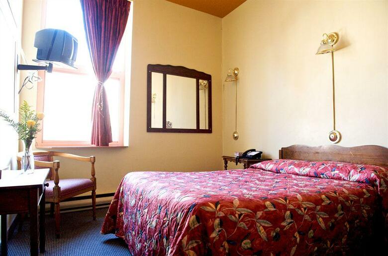 Hotel H�tel Champ-de-mars