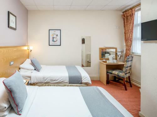 Oyo Gresham Hotel