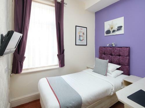 Oyo Gresham Hotel