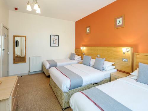 Oyo Gresham Hotel