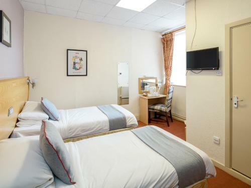 Oyo Gresham Hotel