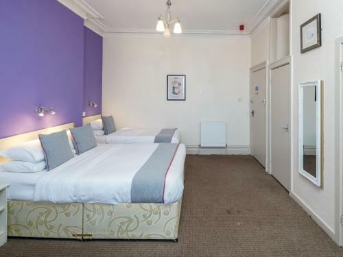 Oyo Gresham Hotel