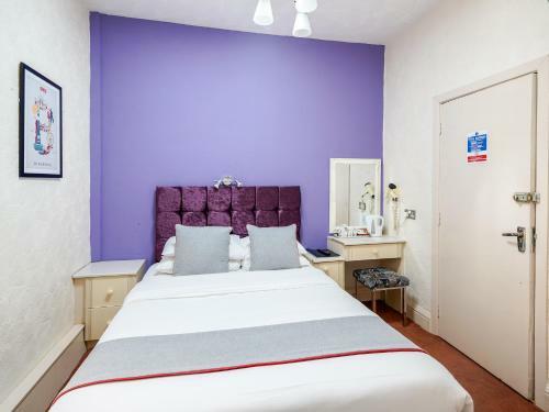Oyo Gresham Hotel