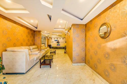 Fabhotel Grand Savoury Suites Frazer Town