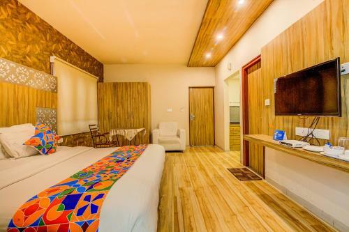 Fabhotel Grand Savoury Suites Frazer Town