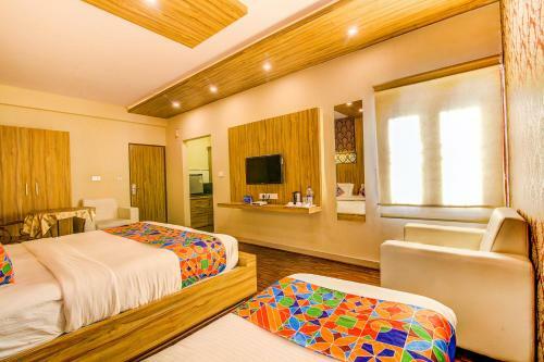 Fabhotel Grand Savoury Suites Frazer Town