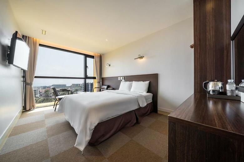Sunrise Hotel Jungmun