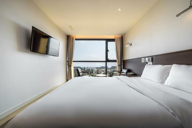 Sunrise Hotel Jungmun