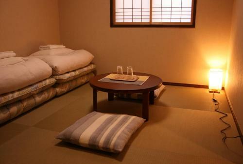 Hostal Kiriha Inn & Cafe