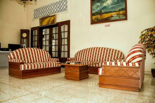 Hostal Kartika Syariah Guest House