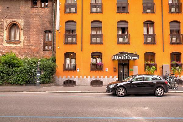 Hotel Ares