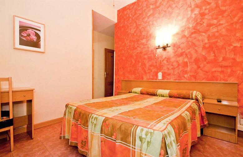 Hostal Oporto