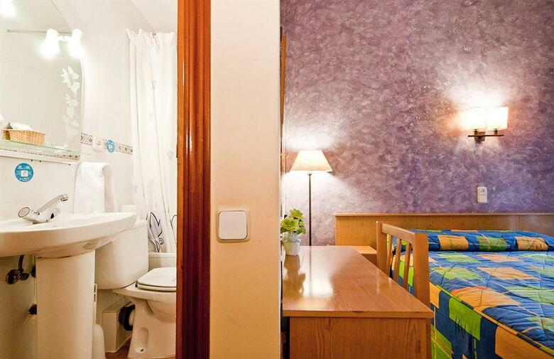 Hostal Oporto