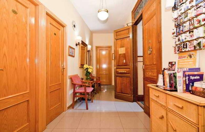 Hostal Oporto