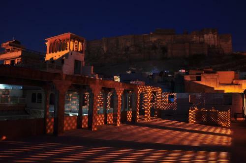 Hostal Sadar Haveli Heritage