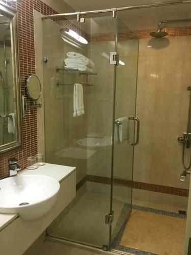 Guangzhou Pleasant Grasse Hotel