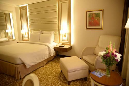 Pearl Continental Hotel, Karachi