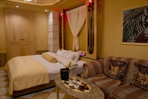 Hotel Grand Garden (adult Only)