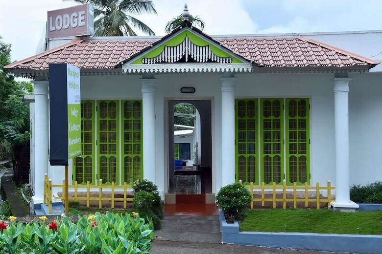 Bed & Breakfast Marayoor Holidays
