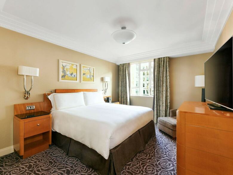 Hotel Savoy