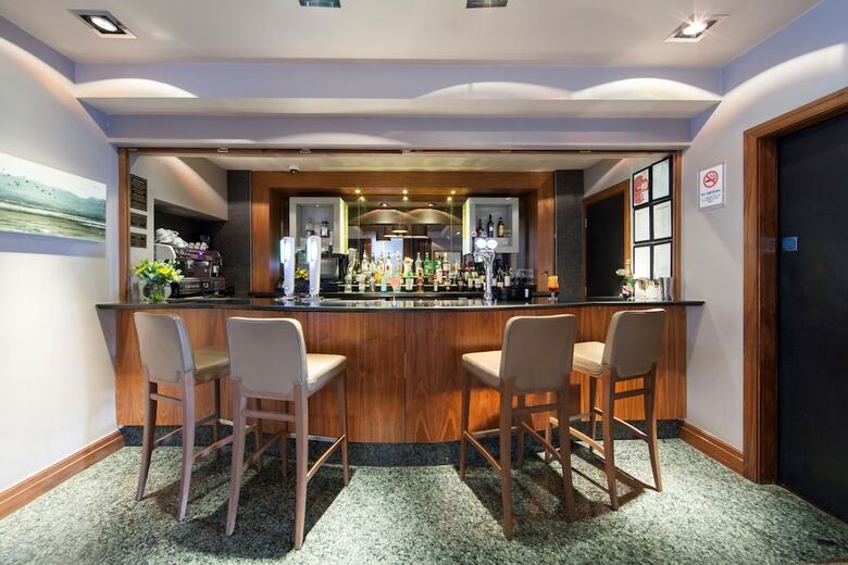 Hotel Thistle Kensington Gardens