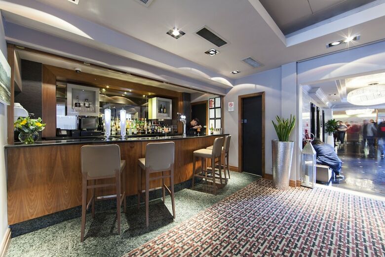 Hotel Thistle Kensington Gardens