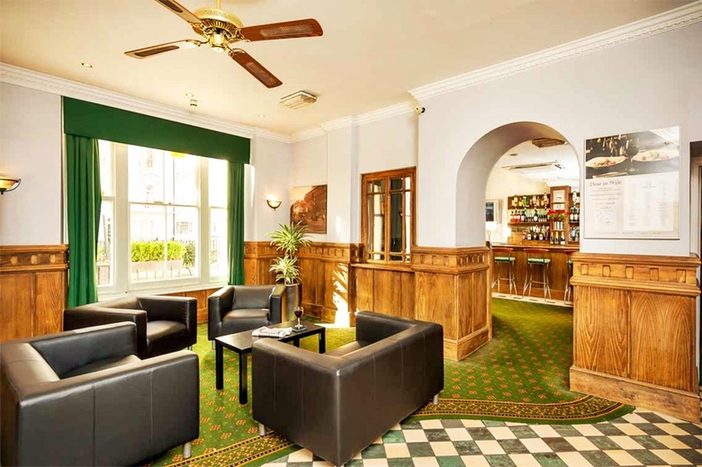 Hotel Quality Crown Hyde Park