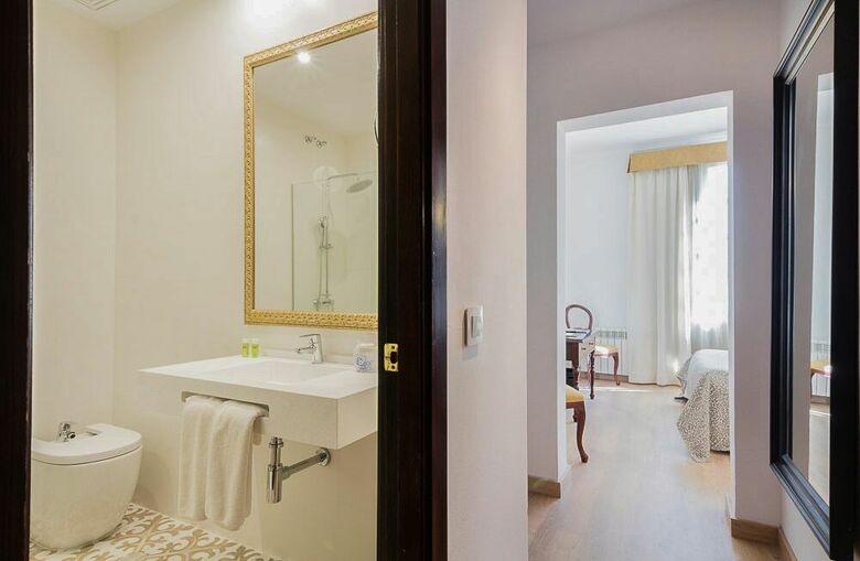 Hotel Born