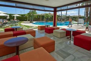 Hotel Illot Suites