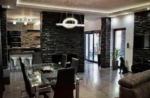 Villa Star House