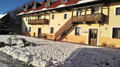 Agroturismo Pod?ipsk� Farma