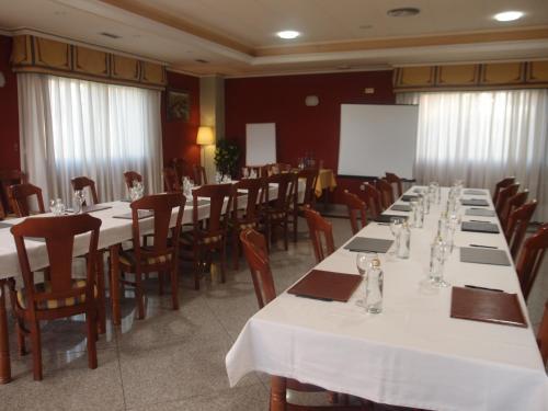Hotel Avi�n By Bossh Hotels